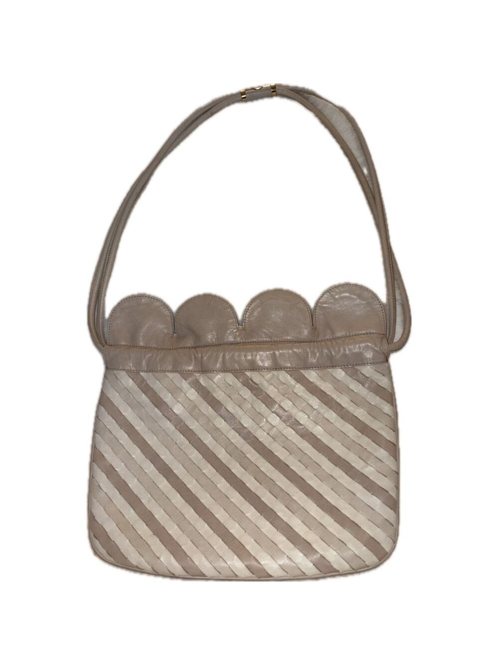Rare Vintage Gucci Hand Woven Leather Scalloped Top Shoulder Bag with COA